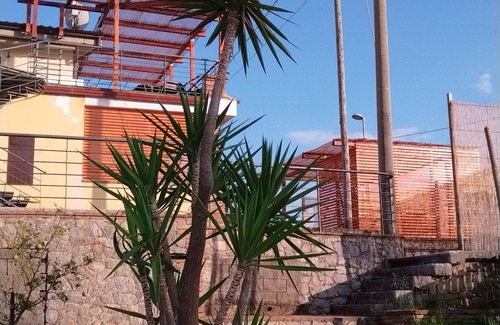 Pisciotta Apartment | CASA ELISABETTA/app.1: magnificent apartment with majestic view of Cape Palinuro