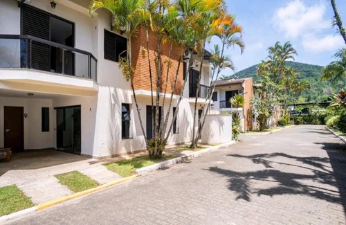 Pereque-Mirim House | Casa em Condomínio Enseada - Perequê Mirim - Ubatuba