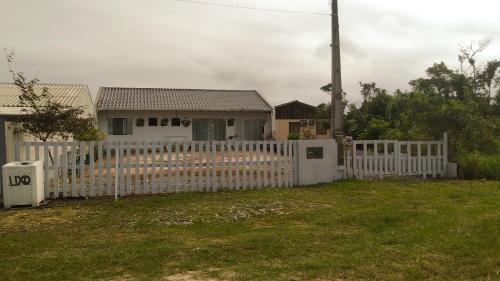 Itapoa House | Casa em Itapoá o Paraiso - Wifi - Ótimo Preço - Promoções