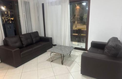 Jurere House | Casa em Jurerê Internacional próximo ao mar Reveillon disponível