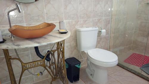 Jacone House | Casa em poucos passos da praia de Jaconé