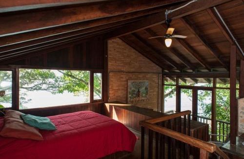 Praia da Fortaleza House | Casa em Ubatuba - Praia Brava da Fortaleza