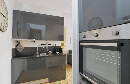 Collblanc y La Torrassa Apartment | Casa Nanit Apt C near Camp Nou