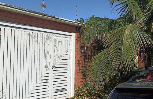 Jardim Imperador House | Casa espaçosa 100 metros da praia,para ate 12 pessoas