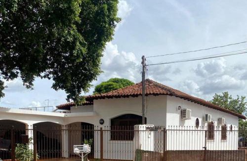 Vila Portao de Ferro Villa | Casa espaçosa centro capital MS