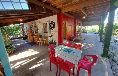 Paranagua House | Casa Estilosa e Rústica com Vista para o Pôr do Sol da Ilha do Mel!