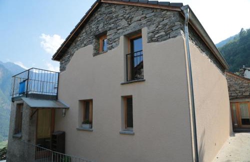 Verdabbio Apartment | Casa Flora