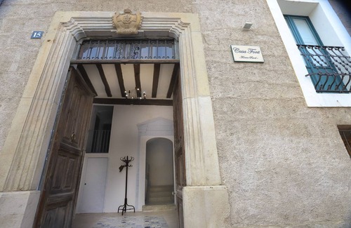 Benissanet Cottage | Casa Font . Price for 6 people. Check prices for 4 people.