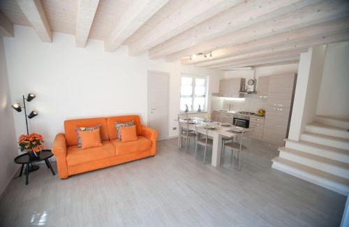 San Giovanni Lupatoto Apartment | CASA GEMMA - Big Family House with Free Parking