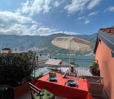 Torno House | Casa Giulietta Torno with lake view terrace