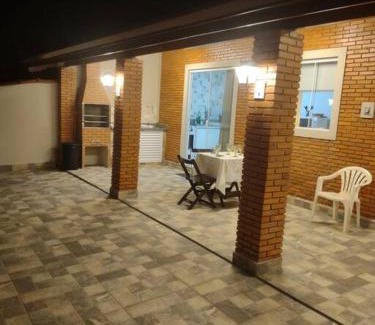 Sao Pedro House | Casa Holiday No pé da serra do Itaqueri com piscina