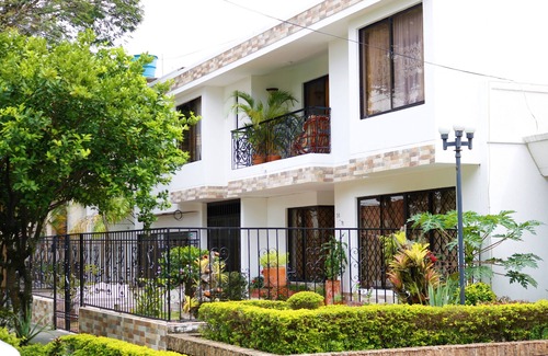 Palmira House | casa hostal las mercedes