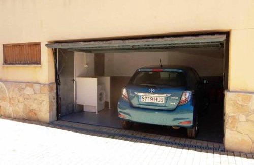 Navarredonda de Gredos House | Casa Iona chalet adosado con vistas a la montaña