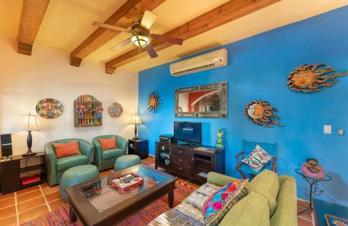 Nopolo House | Casa Juanchi Mountain views and just steps from restaurants, pool, and the beach of Loreto Bay