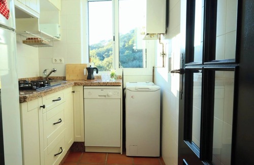 Aracena House | Casa La Buganvilla 2 Aracena- acogedora casa rural. En urbanización tranquila