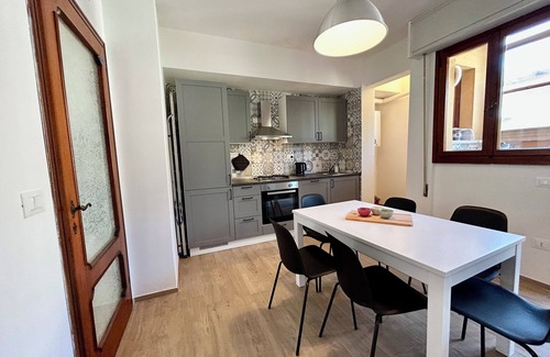 Pisa Apartment | Casa La Pigna - Three Bedroom Apartment, Sleeps 6