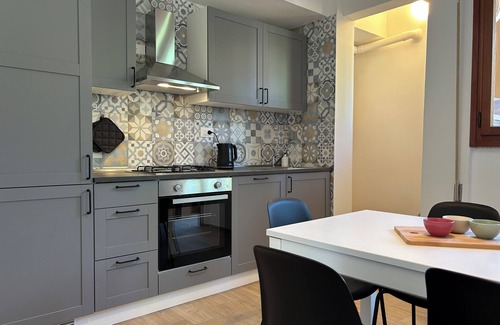 Pisa Apartment | Casa La Pigna - Three Bedroom Apartment, Sleeps 6