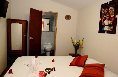 Cusco Historic Center House | Casa La Sambleña INN
