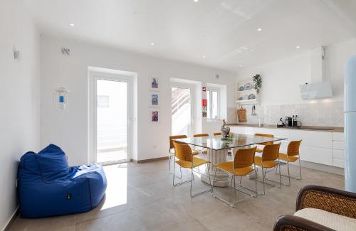 Portimao City Centre Apartment | Casa Largo da Mó