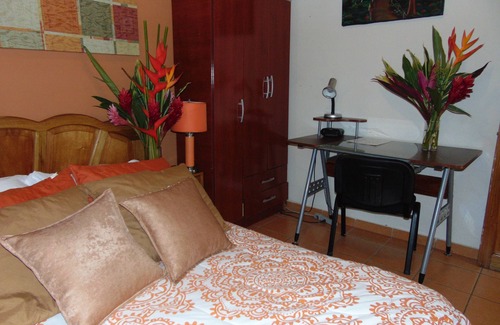 Pavas Bed & Breakfast | Casa Lima B&B junior room # 9