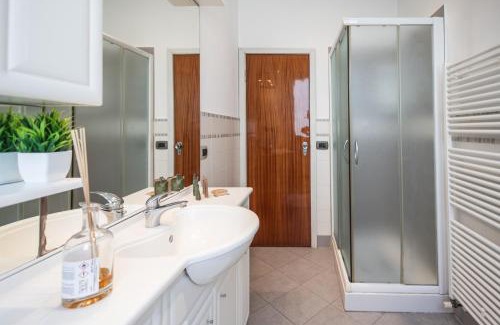 Rimini Apartment | Casa Lisi-10 min Rimini Fiera, Palacongressi, Centro -100m2