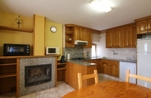 Avia Cottage | CASA LLUERT