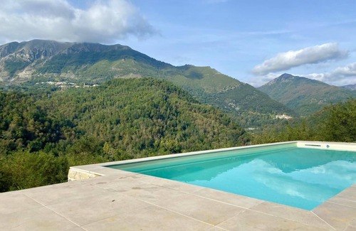 Casoli Villa | Casa Lolle. Stuning House with Pool