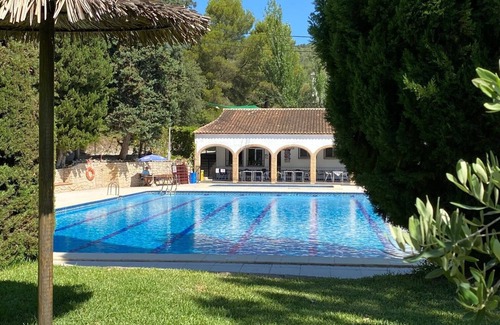 La Carroja Cottage | CASA LOLA: Nature, Mountains And Village Shared Swimming Pool
