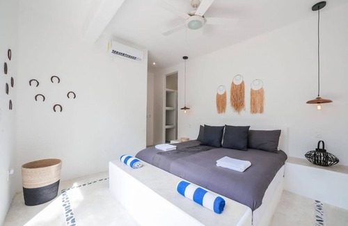 Buenavista House | Casa Lole | Private Pier, Free Kayaks & Paddle