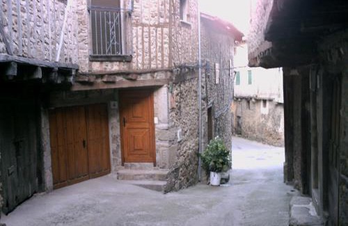 San Martin del Castanar House | Casa Lopez