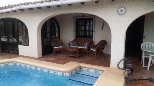 Benissa Coast Ski Chalet | Casa Lucia