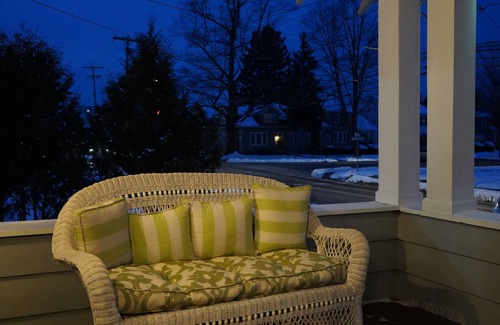 Utica House | Casa-Lux - Sleeps 12/5Bd - Utica NY