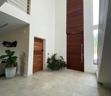 Praia do Frances House | Casa Luxuosa na Praia do Frances