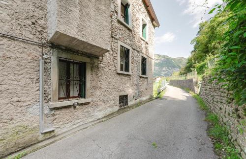 Longarone Apartment | Casa Maria - Longarone Fiera e Vajont & Wi-Fi