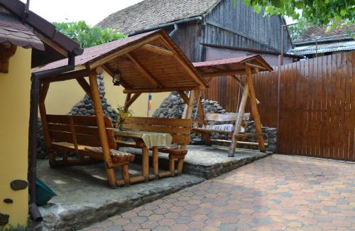 Sura Mica House | Casa Maria