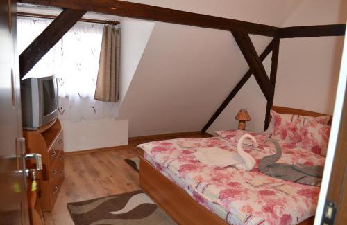 Sura Mica House | Casa Maria