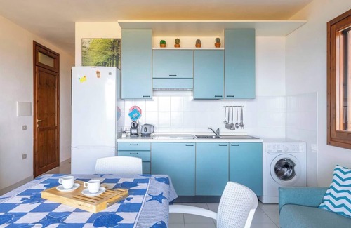 Le Locle House | Casa Marilò - wifi and sea view