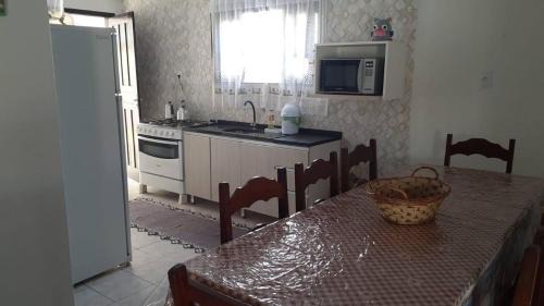 Balneario Arroio do Silva House | Casa Marron com vista para o mar 2, com mesa de Sinuca - 2 Km Centro