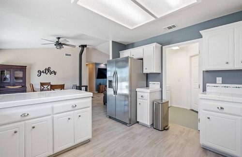 Paso Robles House | Casa Merlot - Spa and Minutes From Paso Robles Wineries!