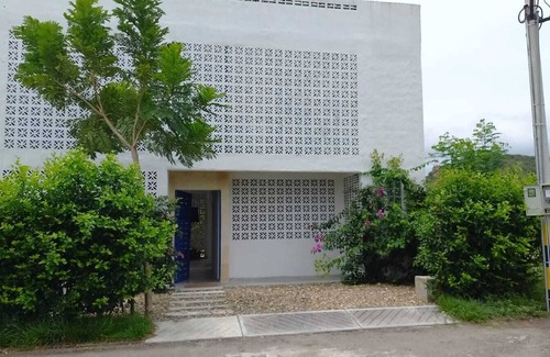 Honda House | Casa Milagros con Piscina Honda Tolima
