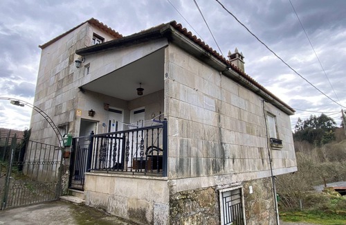 O Carballino Apartment | CASA MILUCHO: IN THE DEPTHS OF GALICIA