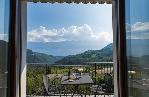 Voiandes House | Casa Miramonti is ideal for relaxing moments