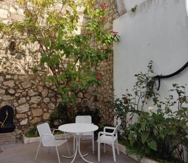 Zahara de la Sierra House | Casa Montaur Zahara de la Sierra