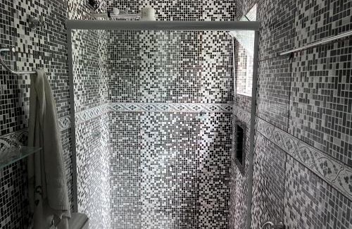 Tesouro da Colina Cabin | Casa na mata