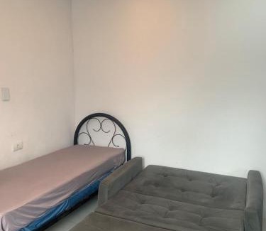 Sao Vicente House | Casa na Prainha com banheira,30m do acesso à praia