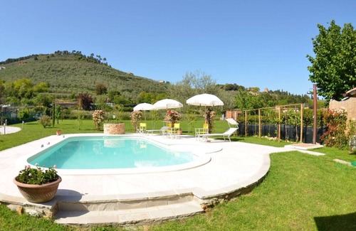 Cascine-La Croce Cottage | Casa Nastrino - Private Tuscan villa with pool