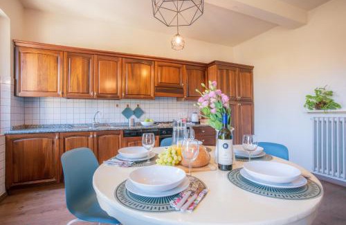 Fornaci di Barga Apartment | Casa Nina, intero appartamento