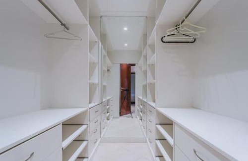 Sahy Apartment | Casa no condomínio Reserva Ecológica do Sahy