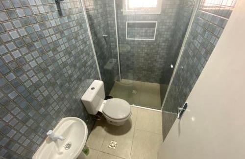 Jardim Virginia House | Casa no Guarujá - Prox. A Praia da Enseada