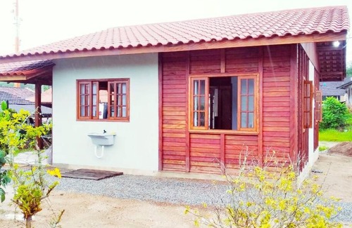 Ubatuba House | Casa Nova! Na praia do Itaguaçú - SFS